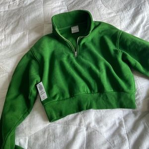 Aritzia Cropped Crewneck